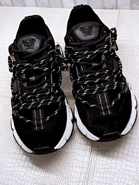 Versace | Shoes | Versace Chain Reaction Tessuto  display picture 3